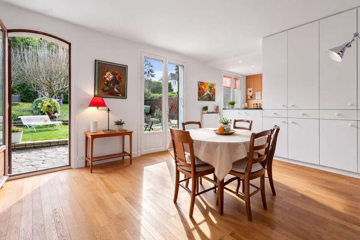 Maison à VAUCRESSON