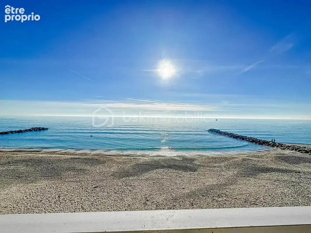 EXCLUSIVITÉ *** Appartement T2 de 42m2 en 1ère ligne VUE MER à PALAVAS *** - photo 2