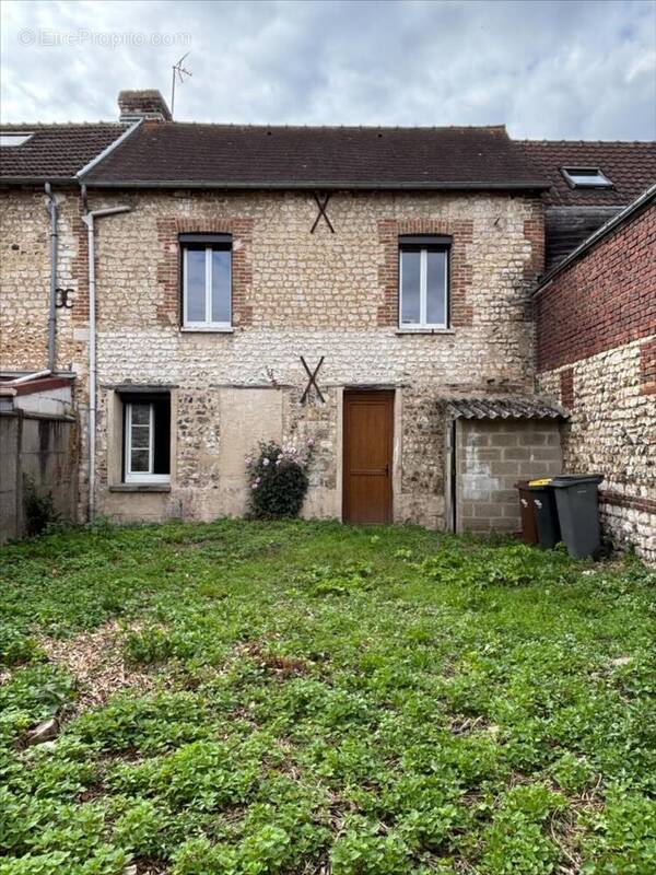 Maison à CRIQUEBEUF-SUR-SEINE