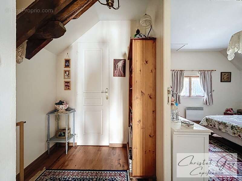 Chenu (72), maison de campagne sans travaux à vendre, 2 chambres sur 1825 m² de terrain - photo 9