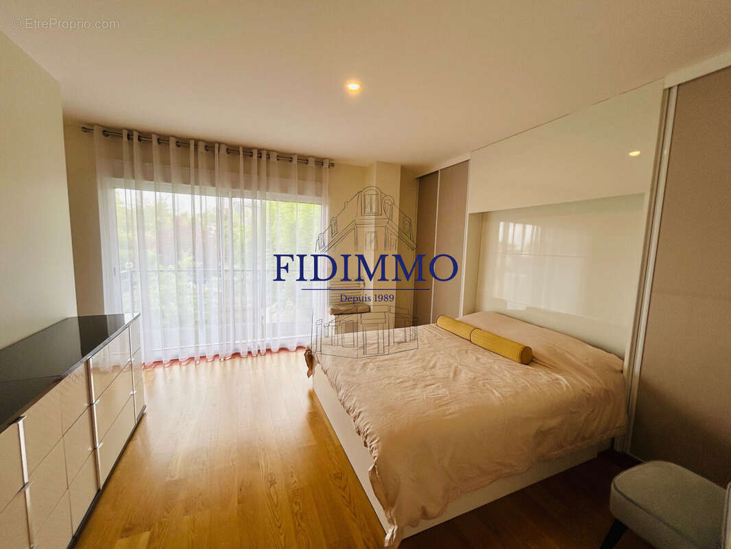 Maison à CHENNEVIERES-SUR-MARNE