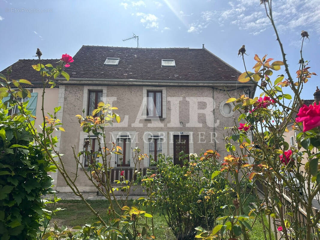 Maison de bourg proche Nogent le Rotrou- B13971 - photo 1
