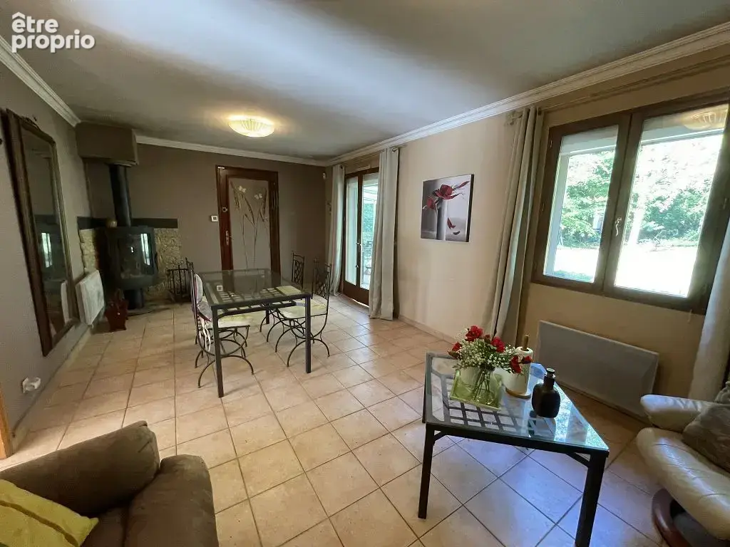 Maison - 108m ² - photo 3
