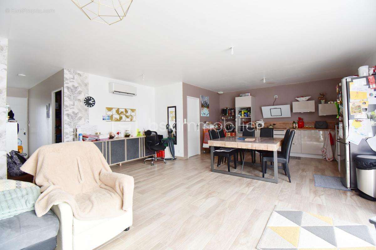 Maison à MAUREILHAN