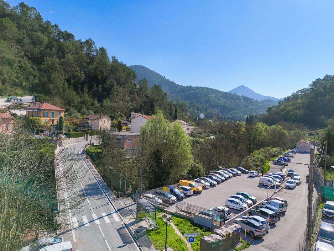 Maison à L'ESCARENE