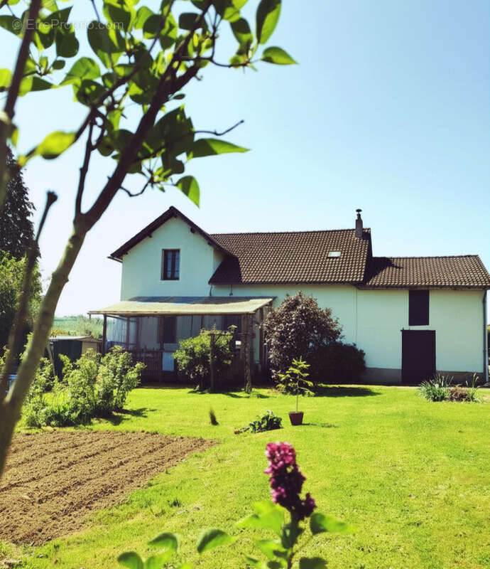 Maison à LES CARS
