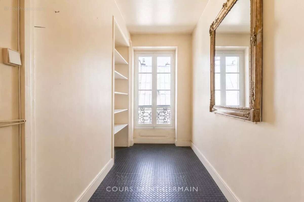 Appartement à PARIS-6E