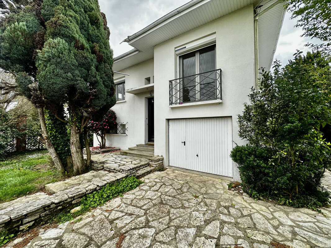 Maison à VILLENEUVE-SUR-LOT