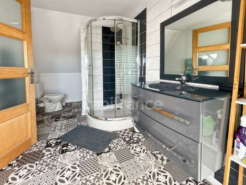 MARESCHE (72) à vendre longère 4 chambres sur 7300 m2 - photo 14