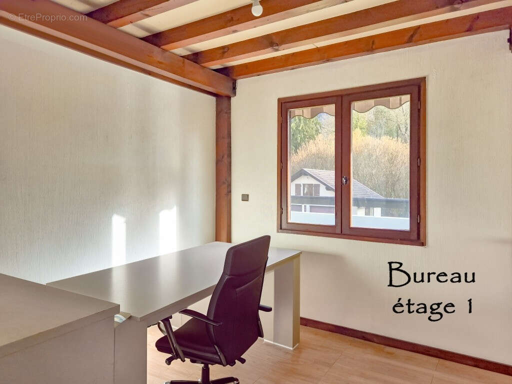 Maison à VIRIGNIN