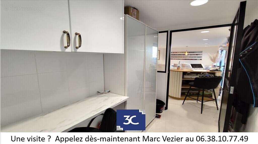 Commerce à VERSAILLES