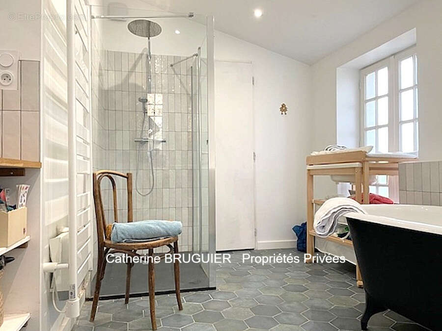 Maison de charme rénovée 162 m2, 4 chambres, grand jardin - photo 9