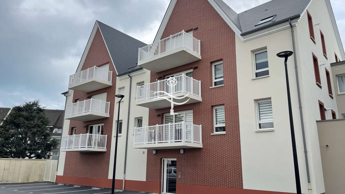 Appartement à OUISTREHAM