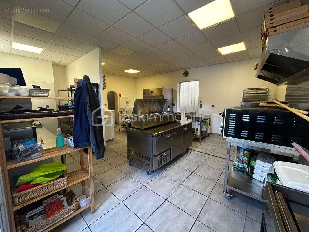 Commerce à RIVIERE-SUR-TARN