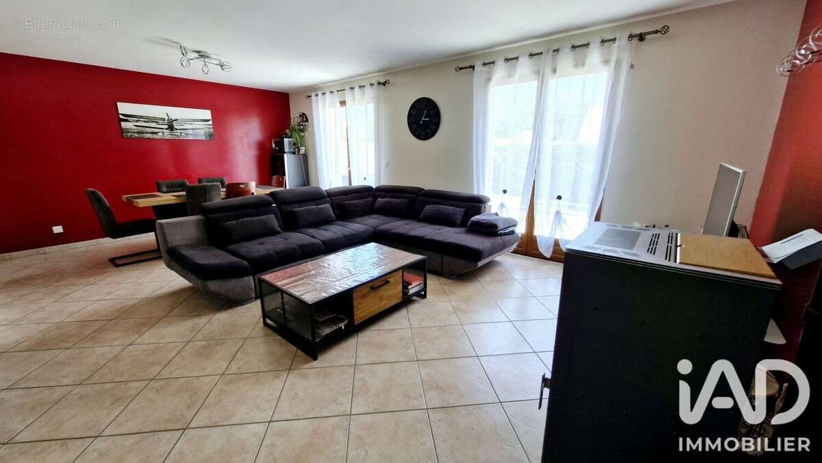Maison 121 m² à Jouy  - photo 4