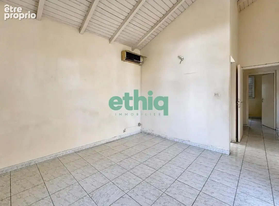Maison 90 m² à Saint-Francois  - photo 5