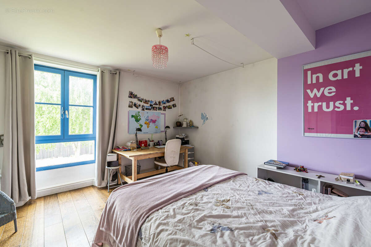 Un Domaine offrant près de 1 400 m2 de bâtis - photo 7