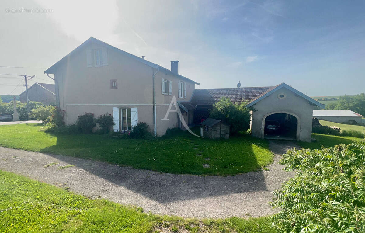 Maison à PIERREFITTE