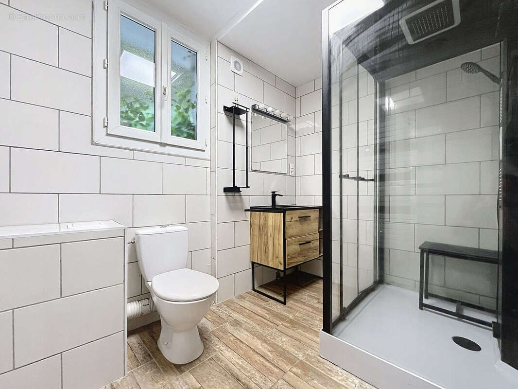 Villa Mitoyenne + Studio Indépendant et Terrain de 1200m2 à Bancairon - photo 5