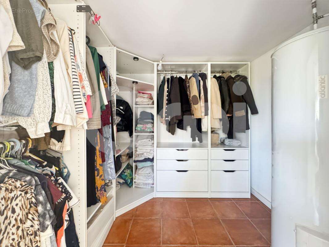 Maison à LA CRAU