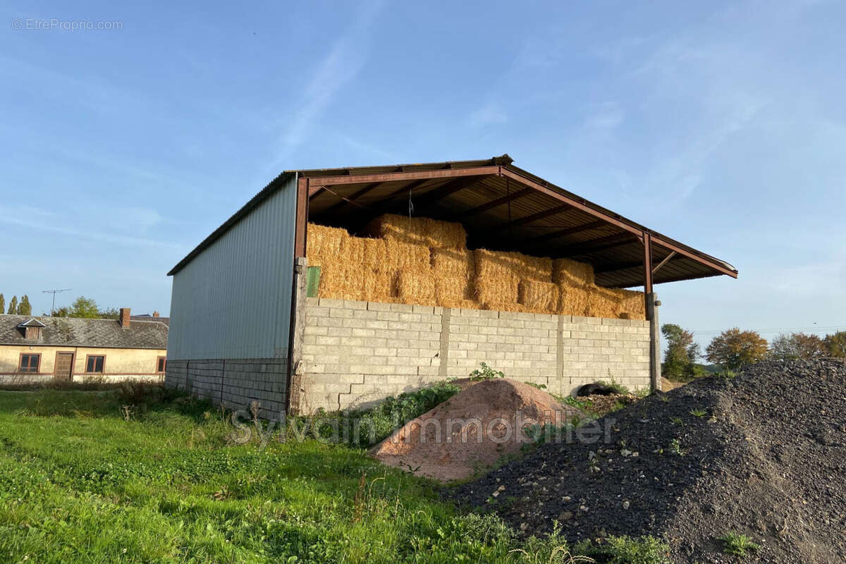 Maison 65 m² à Saint-Arnoult  - photo 2
