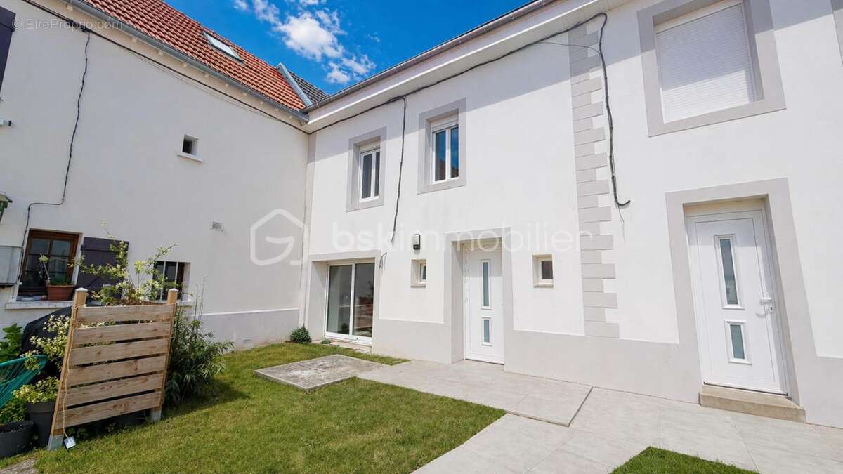 Maison à GUERMANTES