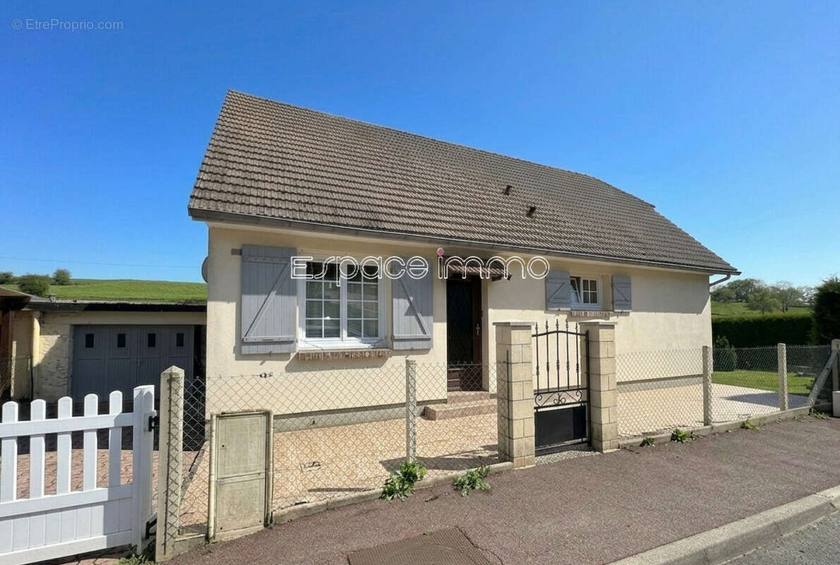 Maison à CAILLY