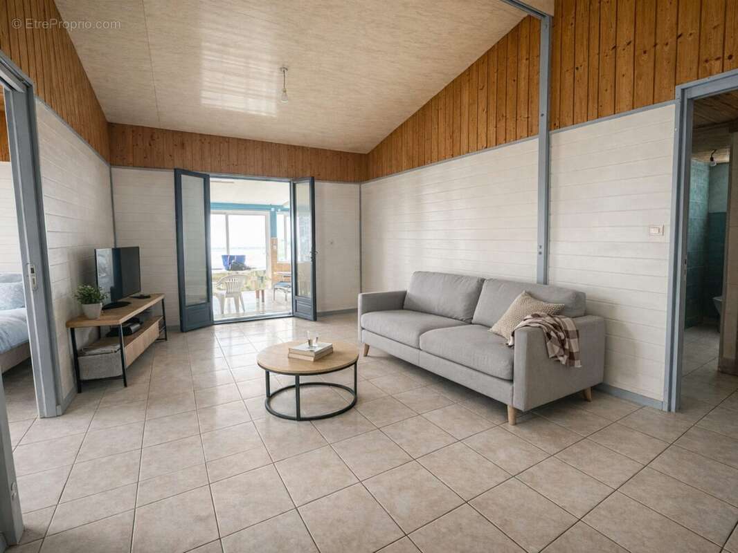 Maison 120 m² à Le Port  - photo 9