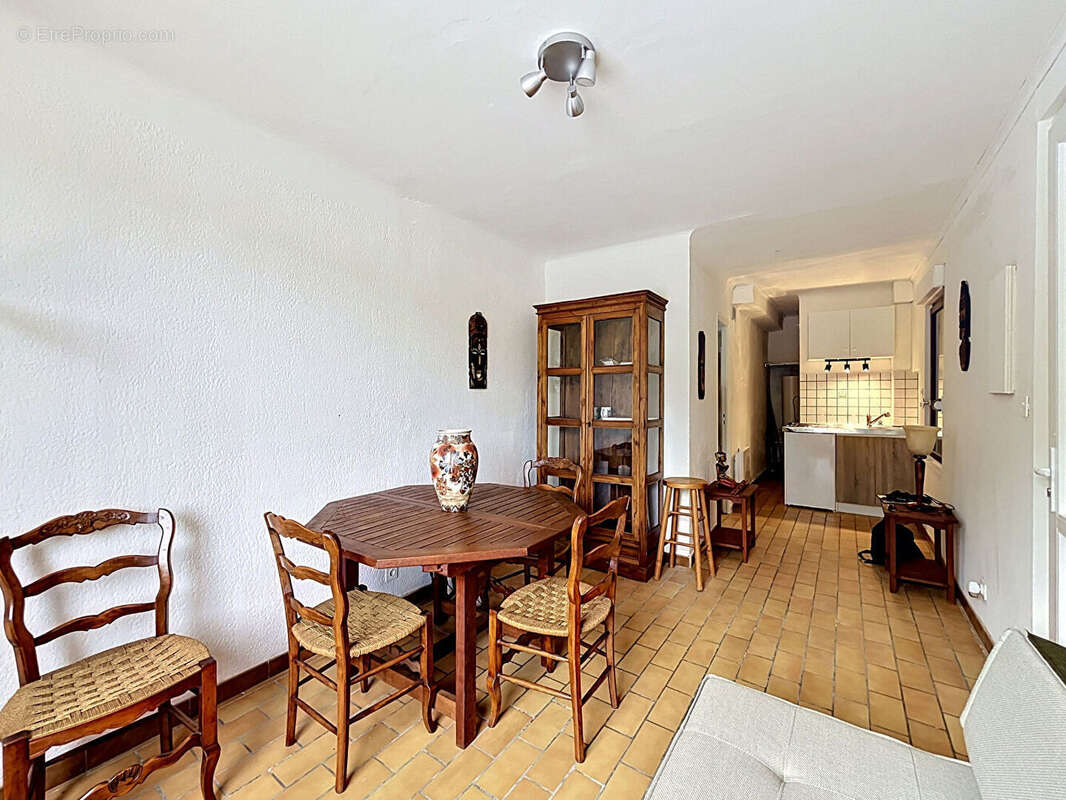 Appartement à EGUILLES