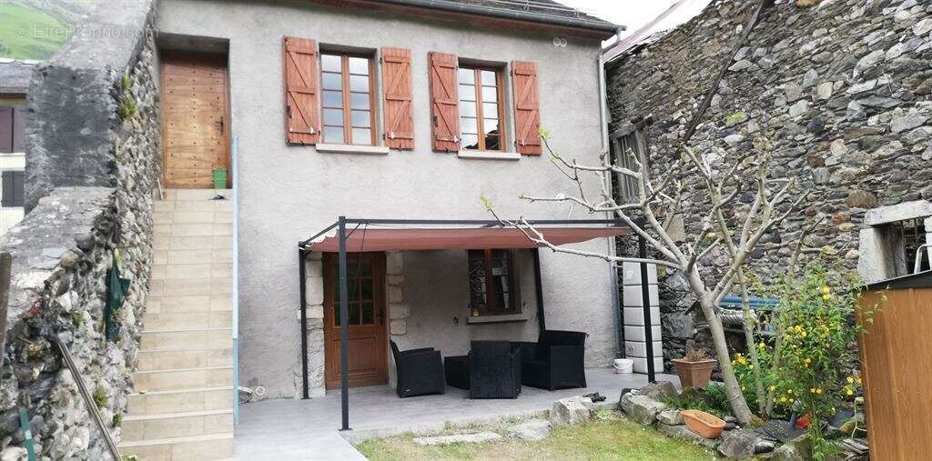 Maison à BEOST