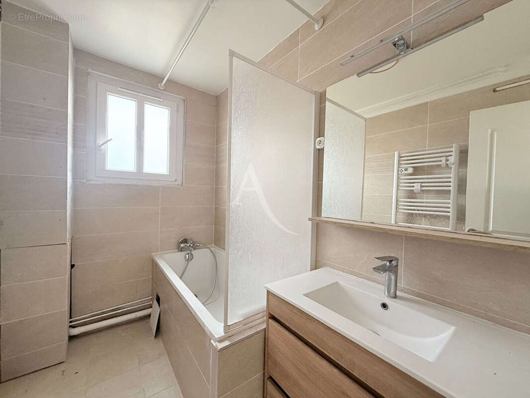 Appartement à LE PERREUX-SUR-MARNE