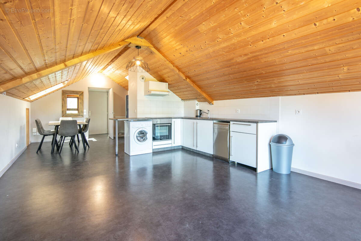 Appartement à MONTMELIAN