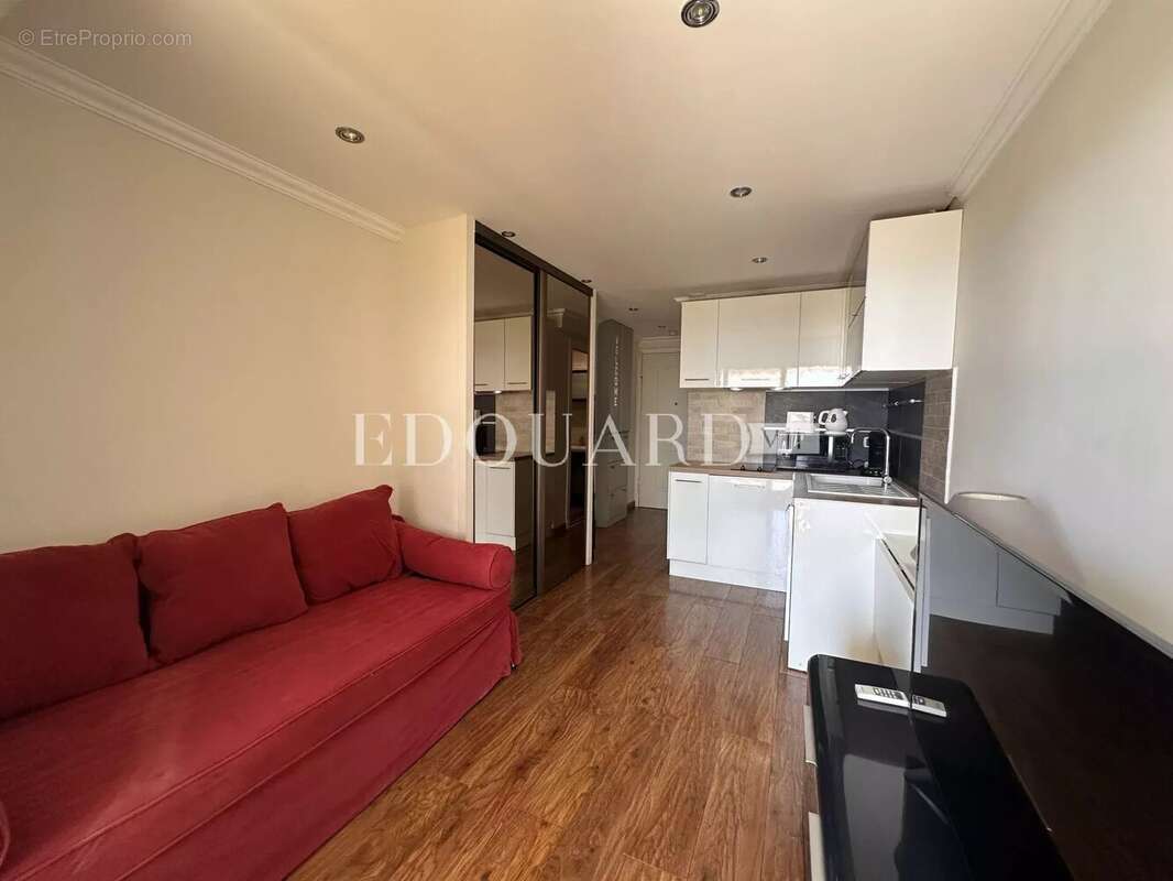 Appartement à ROQUEBRUNE-CAP-MARTIN