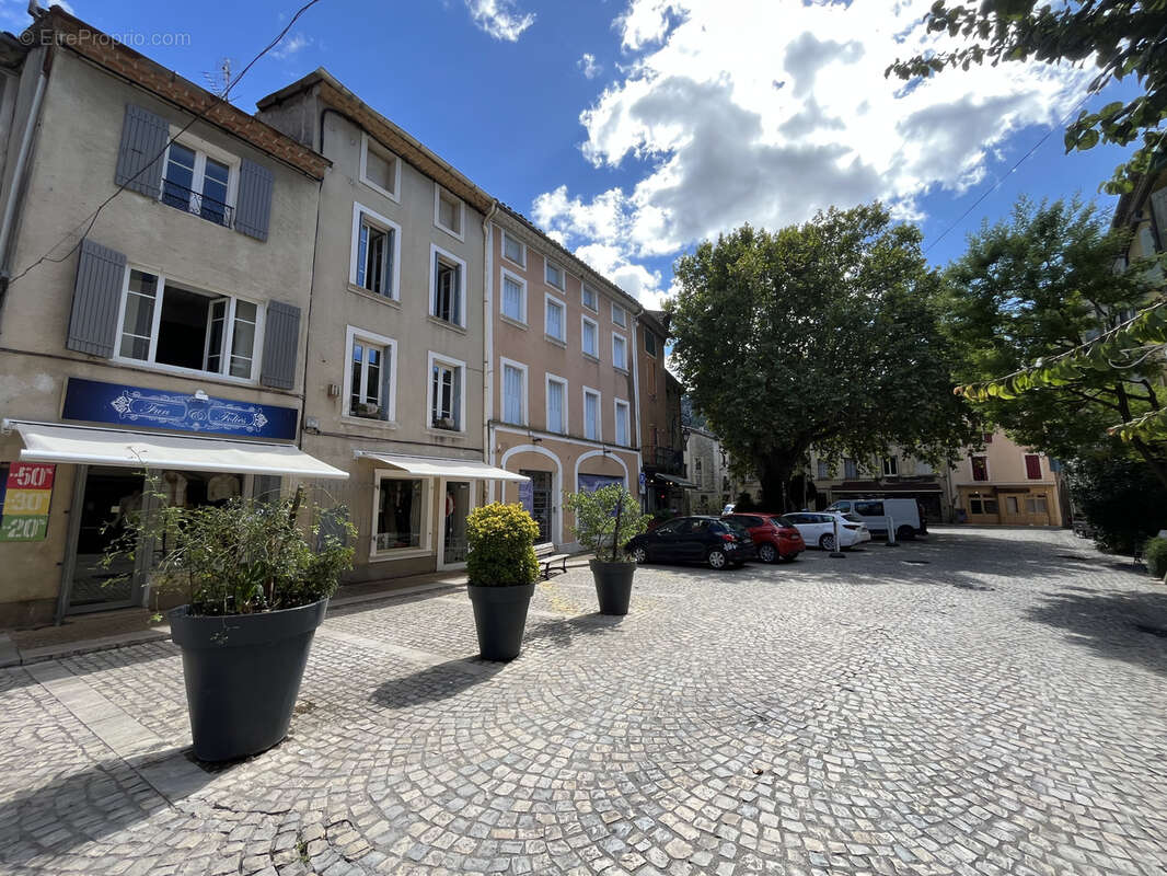 Appartement à BUIS-LES-BARONNIES