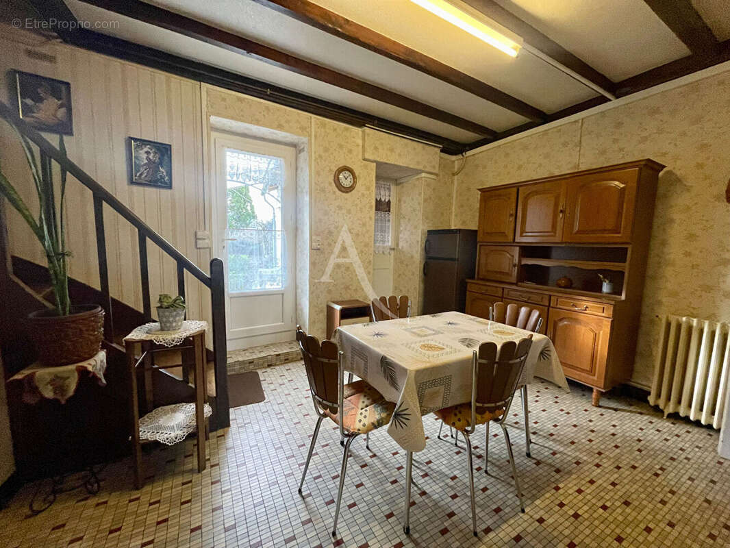 Maison à FONTENAY-LE-COMTE