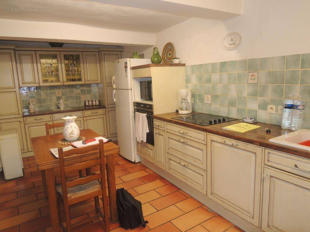 Maison à VINON-SUR-VERDON