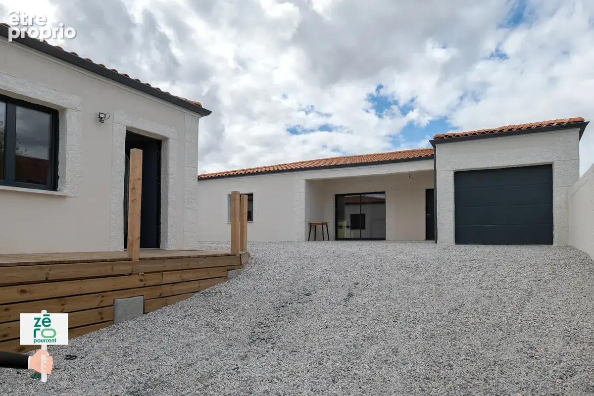Aigondigné   ensemble immobilier de deux logements neufs - photo 2