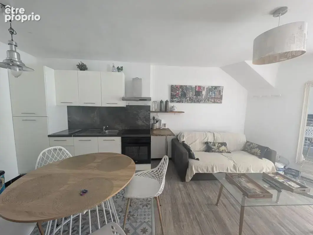 PÉZENAS CENTRE — Appartement traversant - photo 6
