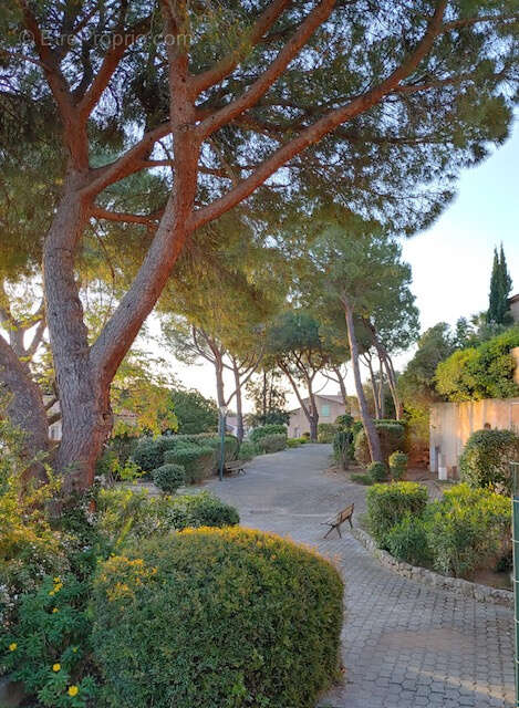 Maison à HYERES
