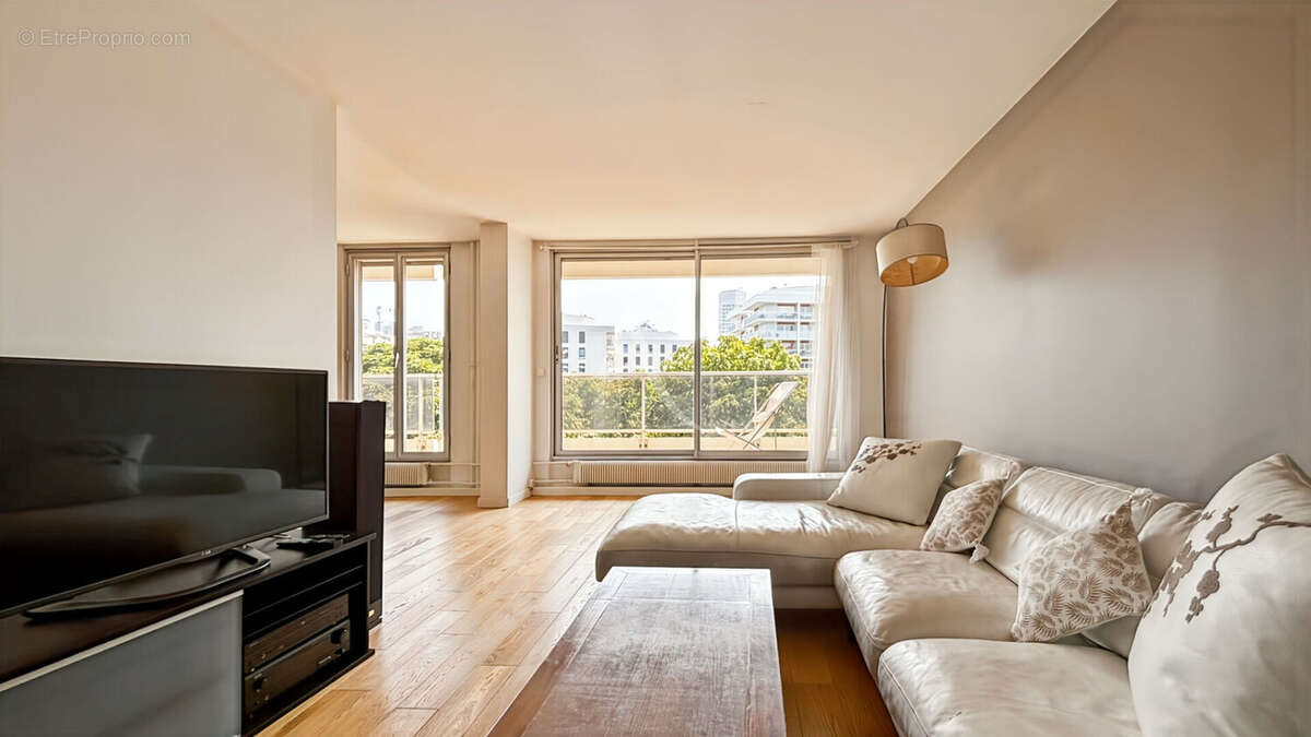 Appartement à BOULOGNE-BILLANCOURT