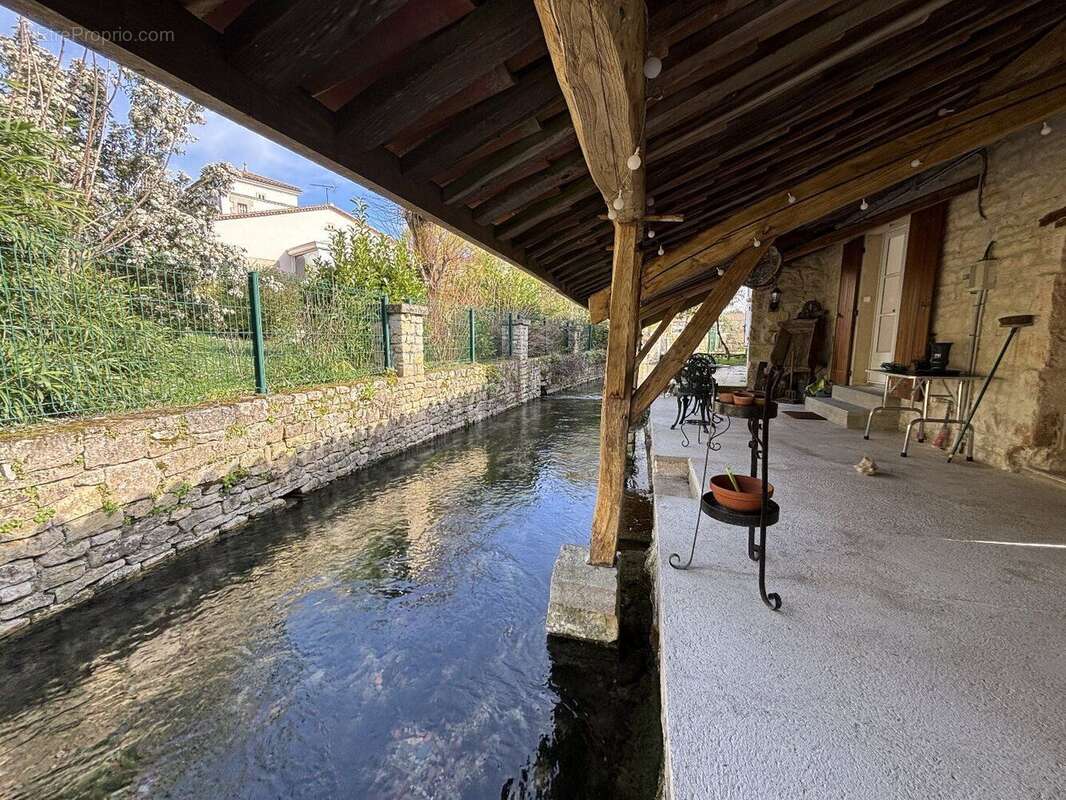 Maison à RUFFEC