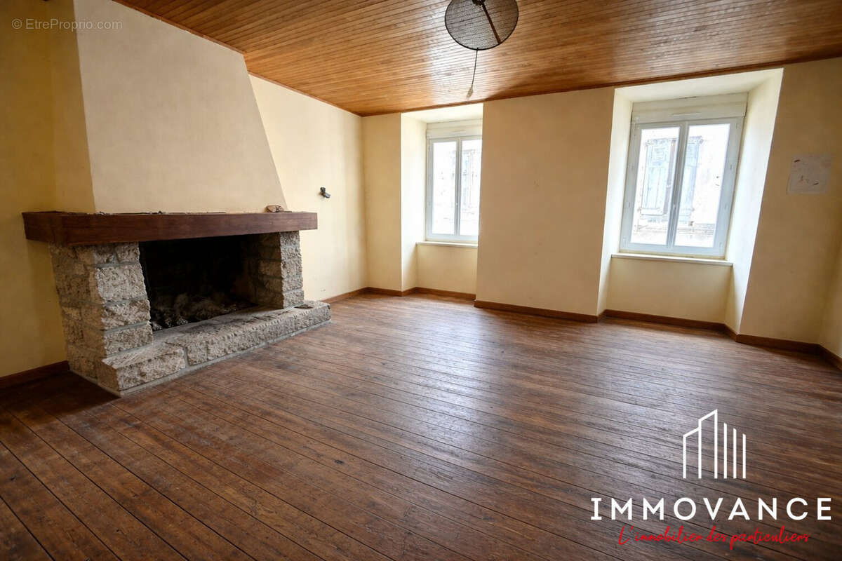 Appartement à NANT