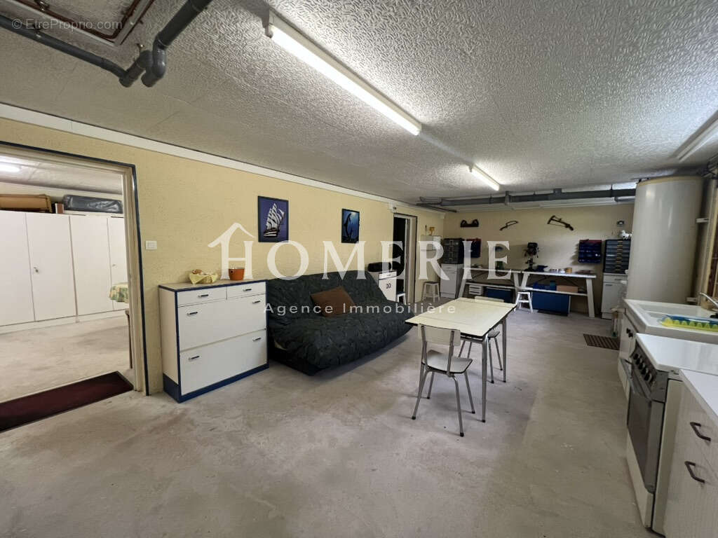 Pavillon en parfait etat d'une superficie de 102,98m2 - photo 18