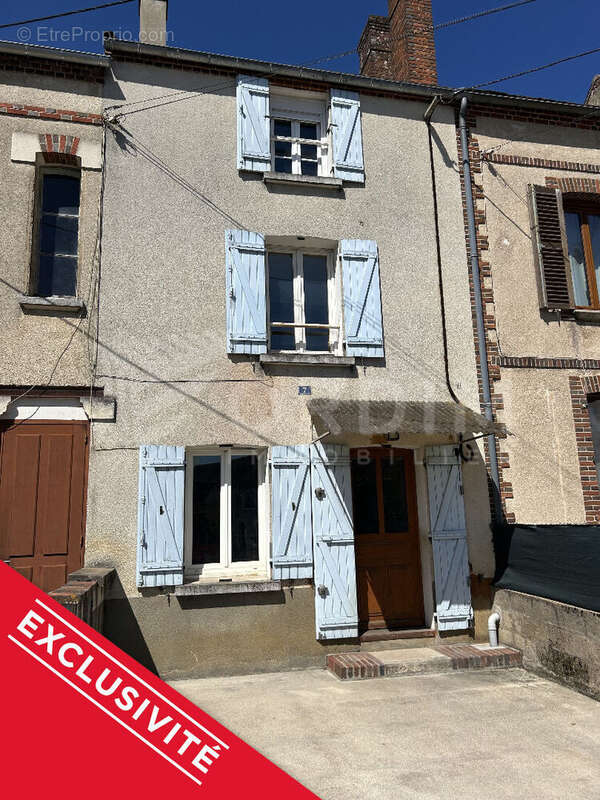Maison à TOUCY