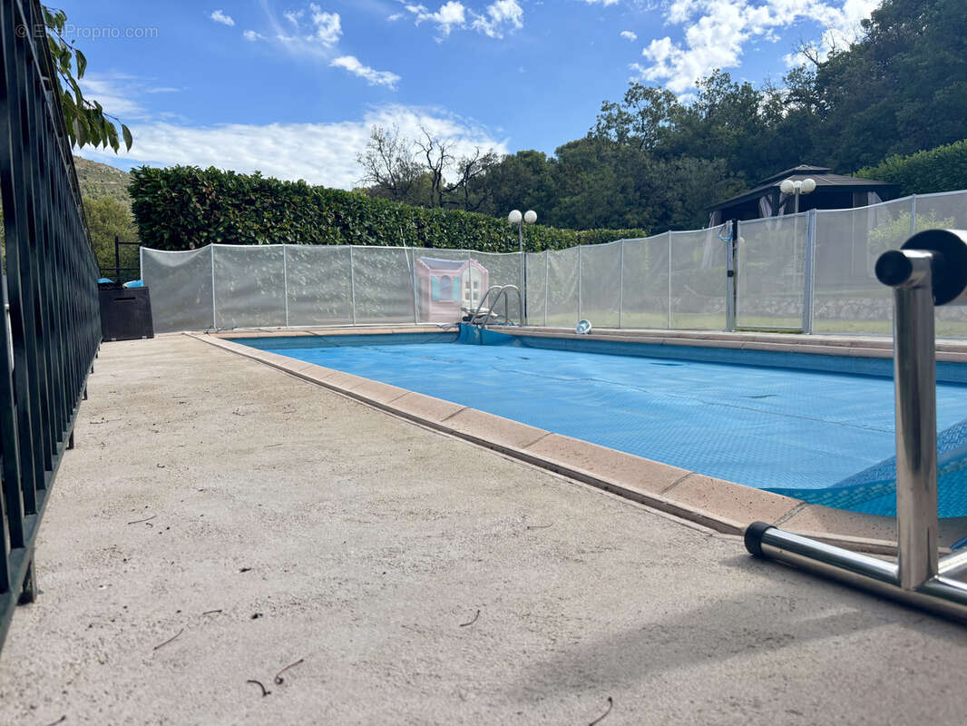 Maison à LA TRINITE