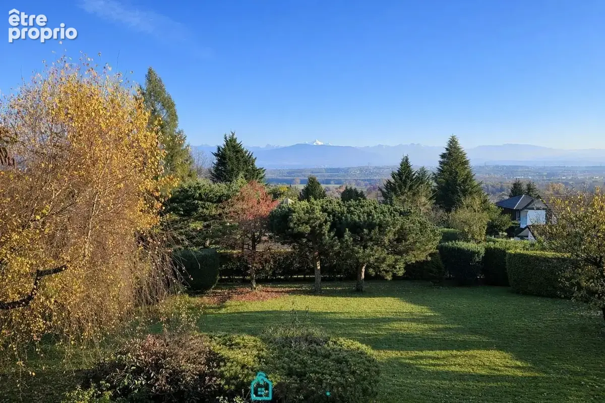 DIVONNE-LES-BAINS (01220) - Propriété d'exception avec vue panoramique sur le Mont-Blanc - 1 185 000  - photo 13