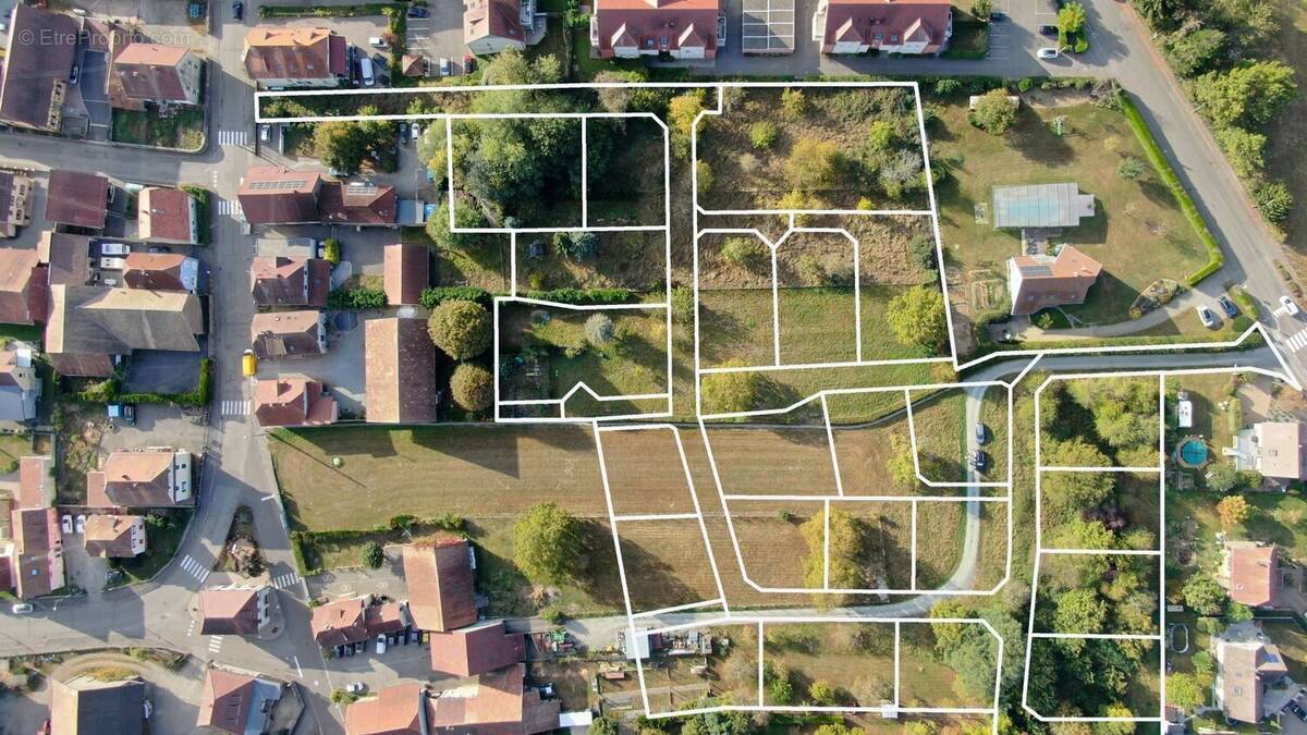 Terrain à BURNHAUPT-LE-BAS