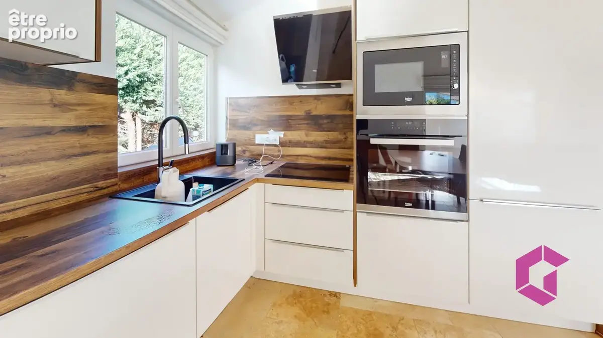 Maison 80 m² à Saint-Just-Saint-Rambert  - photo 3