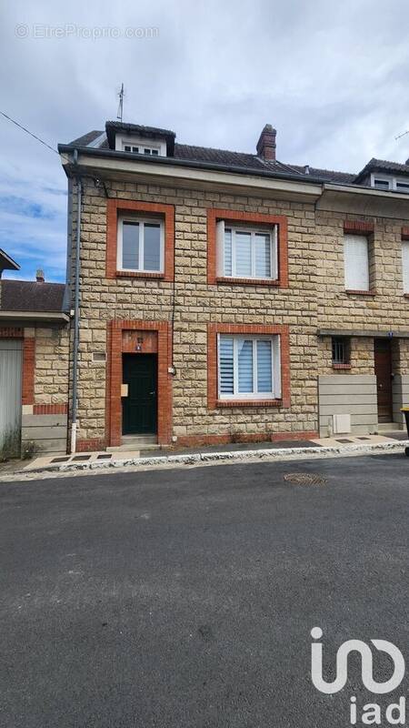 Photo 1 - Maison à NEUFCHATEL-EN-BRAY