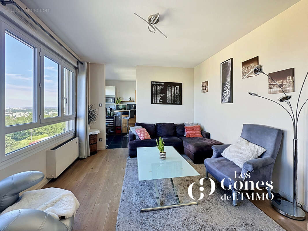 Oullins -T3 - Balcon - Vue imprenable sur Lyon - photo 5